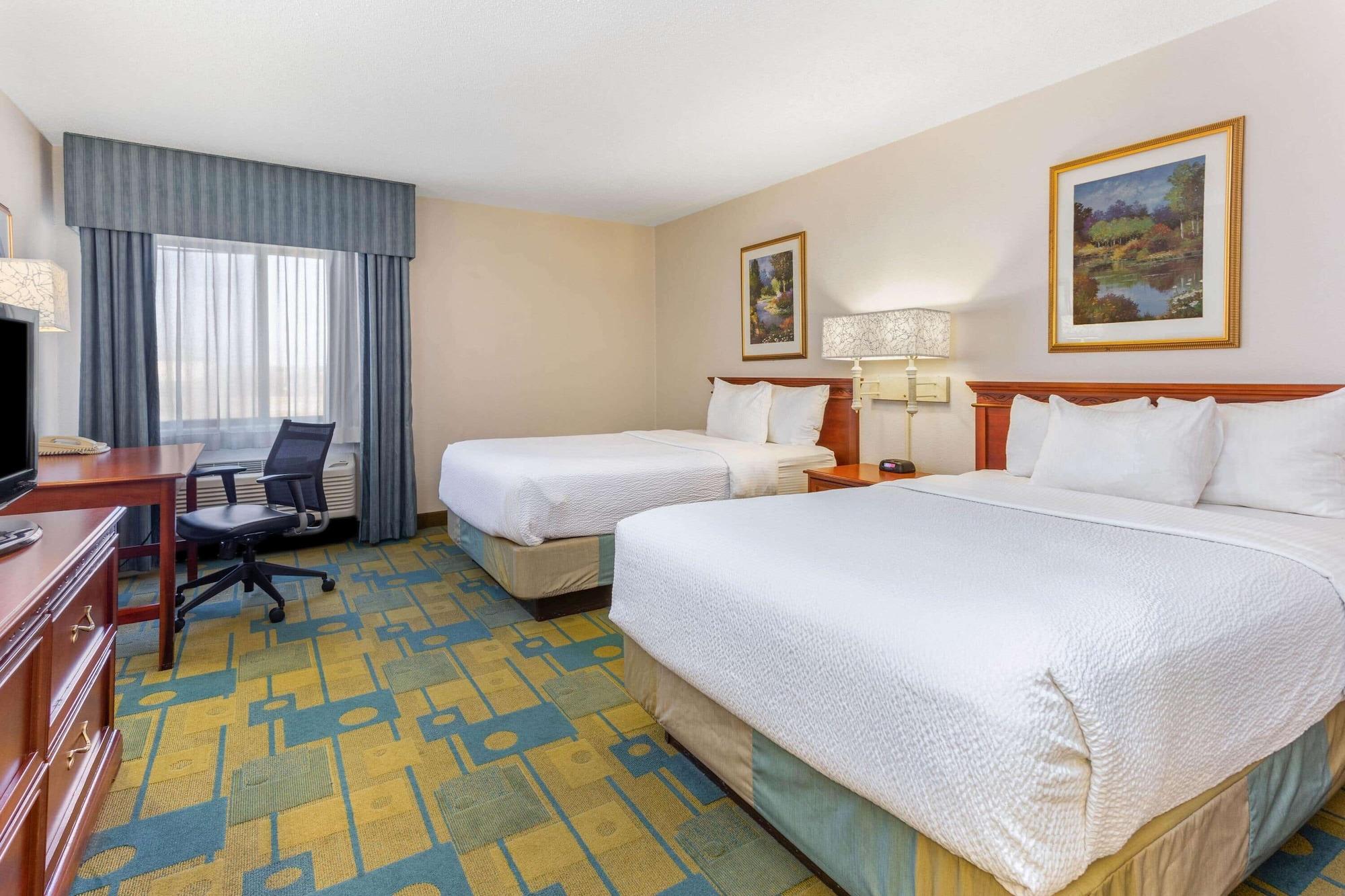 Hotel La Quinta By Wyndham Chicago Gurnee Exterior foto