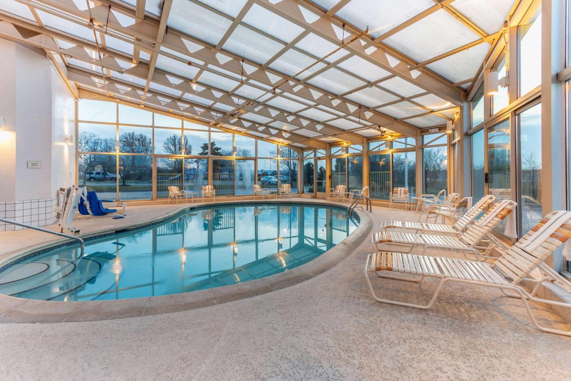 Hotel La Quinta By Wyndham Chicago Gurnee Exterior foto
